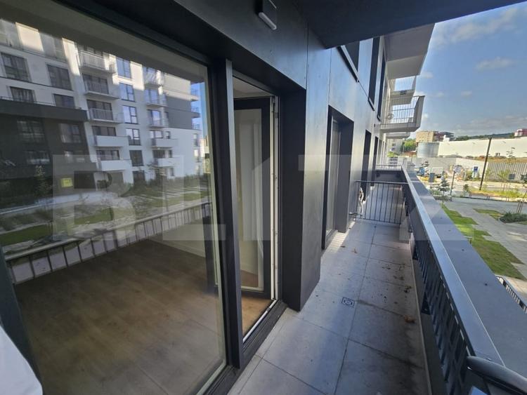Apartament cu 2 camere decomandat în Baza 3
