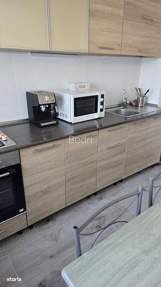 Inchiriez apartament 2 camere renovat