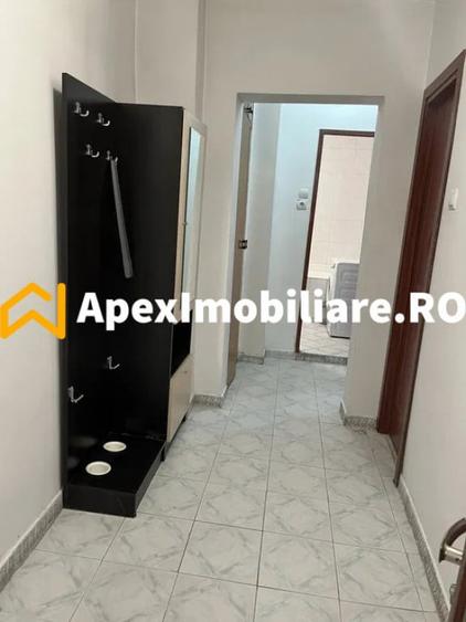 Apartament cu 2 camere decomandat în Grivița