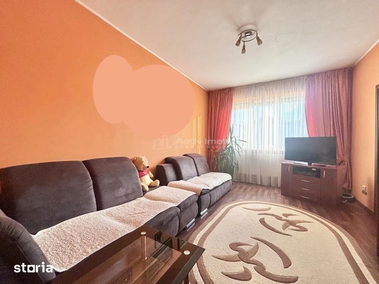 Apartament cu 4 camere în Rogerius