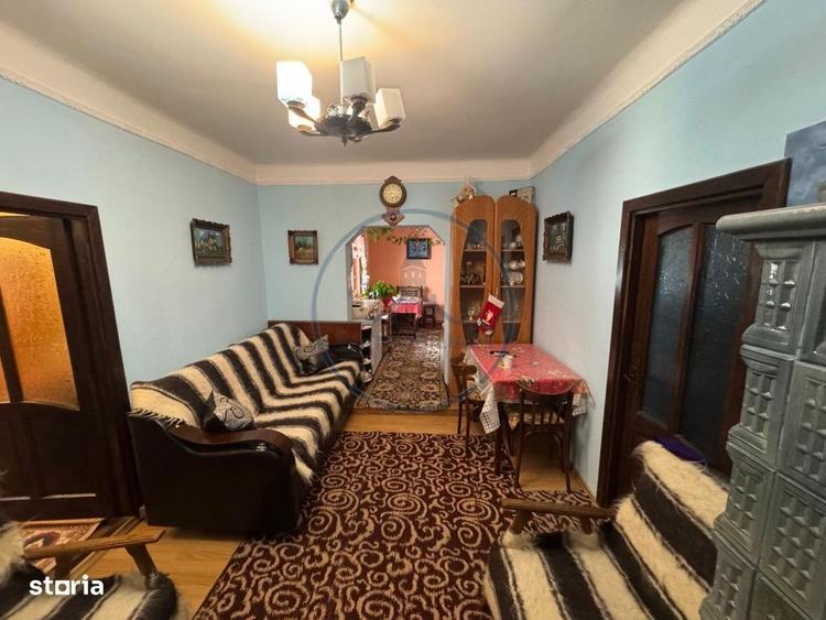 Casă cu 4 camere în Panaci