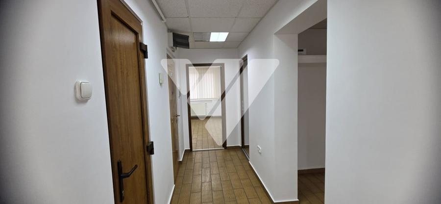 Apartament cu 3 camere decomandat în Calea Dumbrăvii