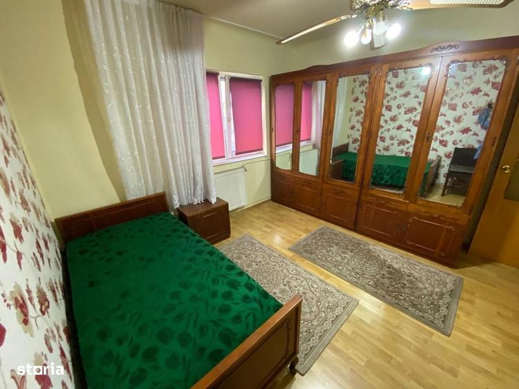 Apartament cu 4 camere decomandat în Mărăști