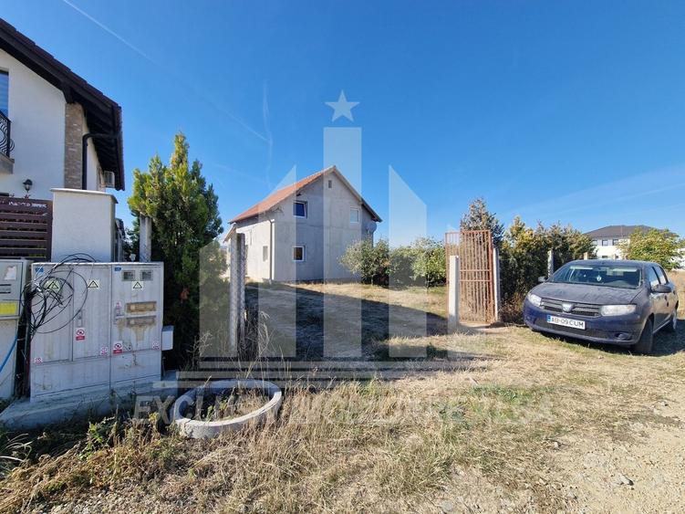 Casă individuală cu 3 camere cu Canalizare în Sud
