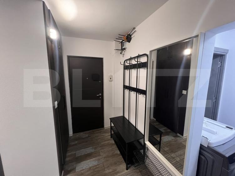 Apartament cu 3 camere decomandat, mobilat în Plopilor