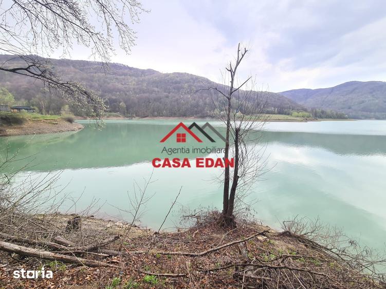 Teren de 1000 mp, în Valea Doftanei