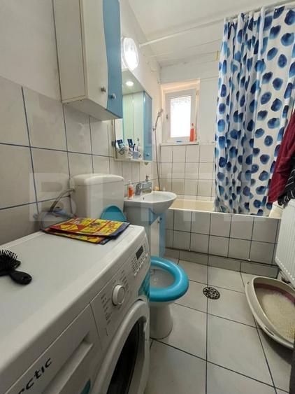 Apartament cu 2 camere semidecomandat în Moreni