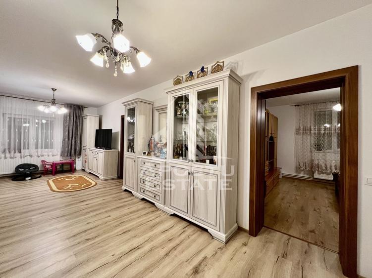 Casă individuală cu 5 camere cu Canalizare în Kuncz