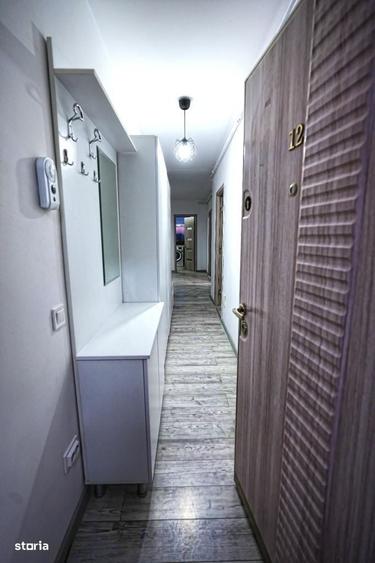 Apartament cu 3 camere decomandat în Bariera Vâlcii