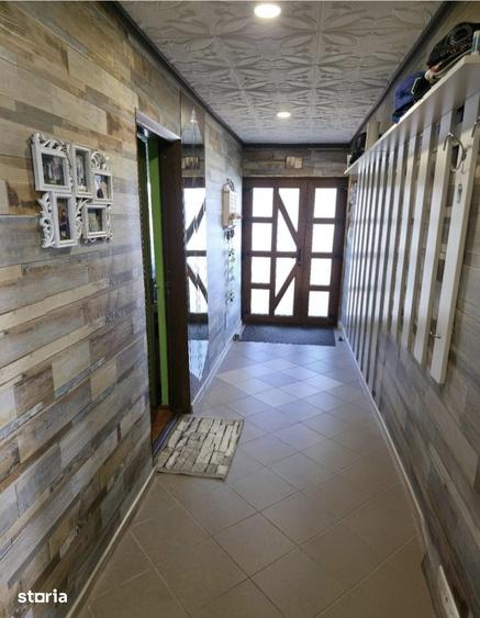 Casă cu 6 camere cu Teren 578 Mp în Bod