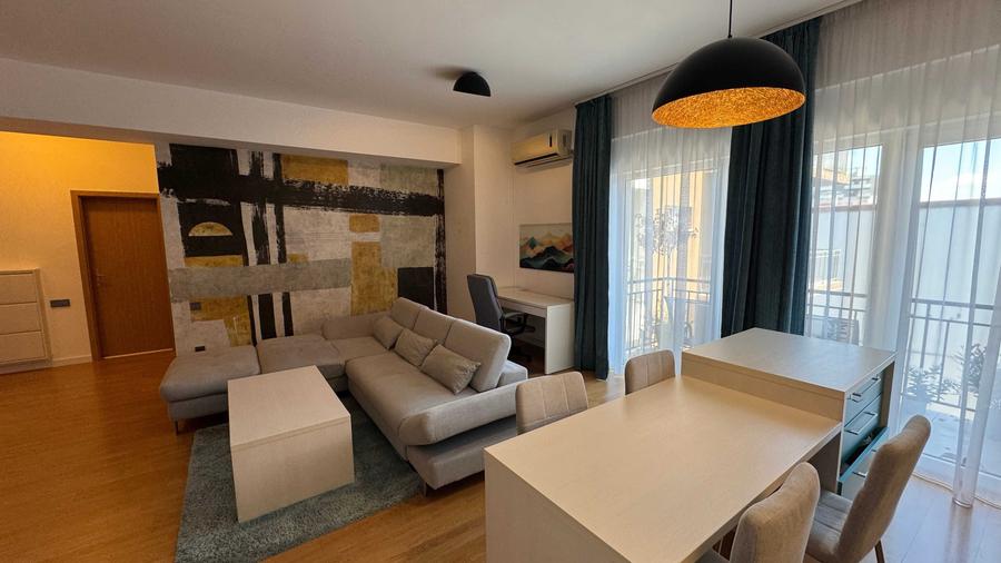 Apartament cu 2 camere decomandat în Dosu Bricii