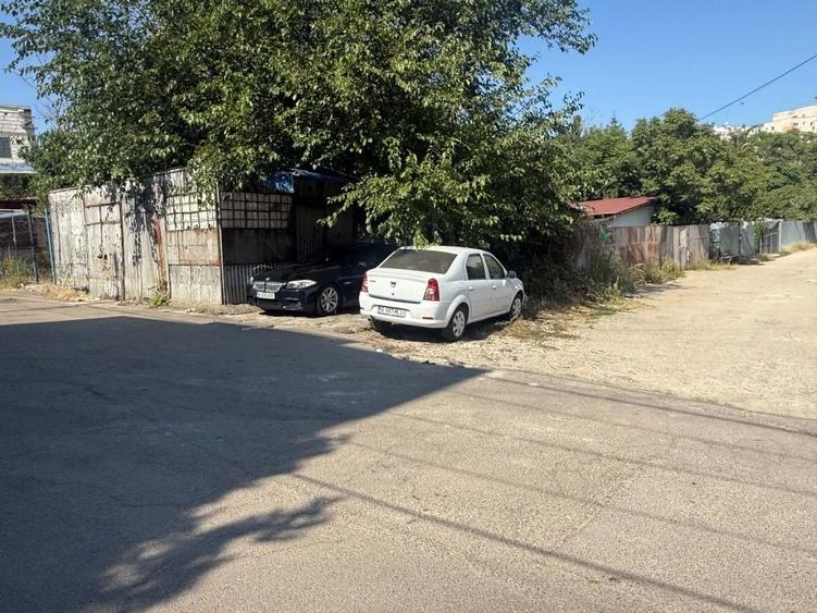 Teren de 300 mp, în Crângași