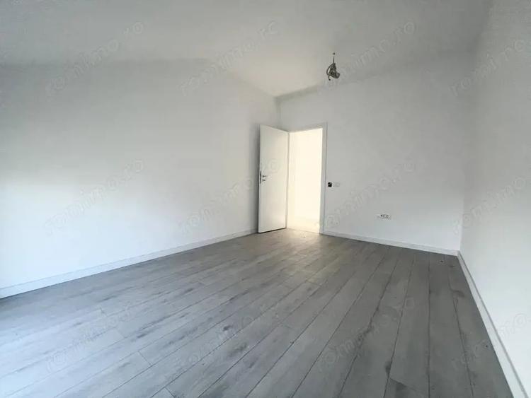 Casă cu 5 camere cu Teren 653 Mp în Giarmata
