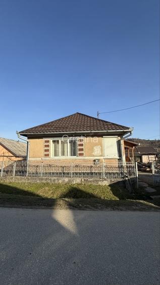 Casa de vanzare din Dumbraveni