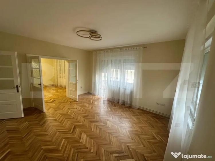 Apartament cu 4 camere decomandat în Titulescu