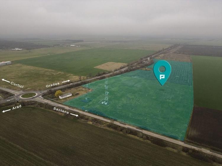 Teren de 84000 mp, în Central