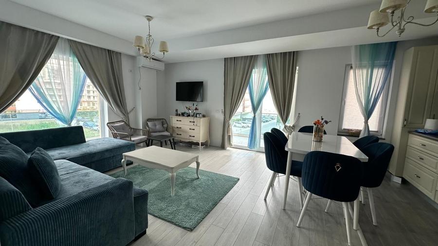 Apartament cu 2 camere decomandat în Est