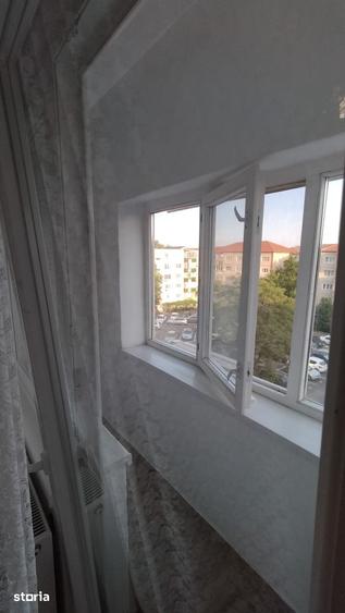 Garsonieră în Girocului