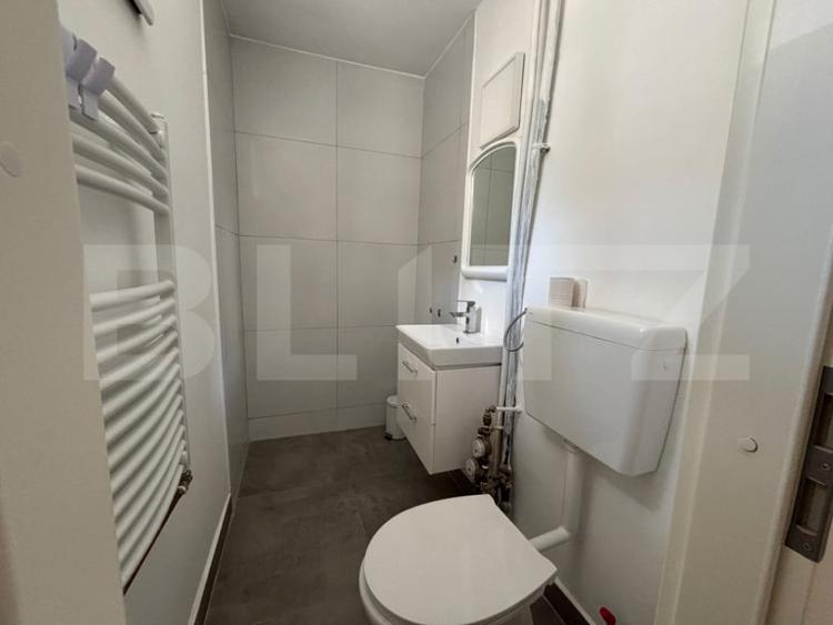 Apartament cu 2 camere semidecomandat în Ultracentral
