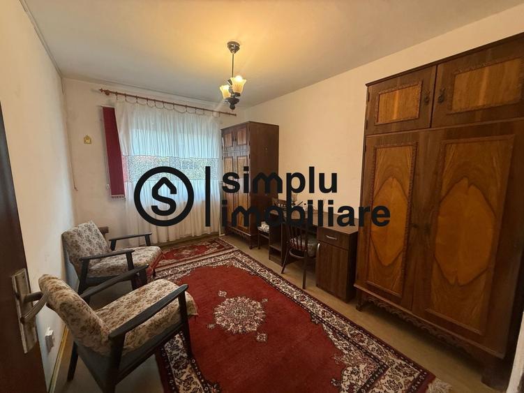 Apartament cu 3 camere decomandat în 1 Mai