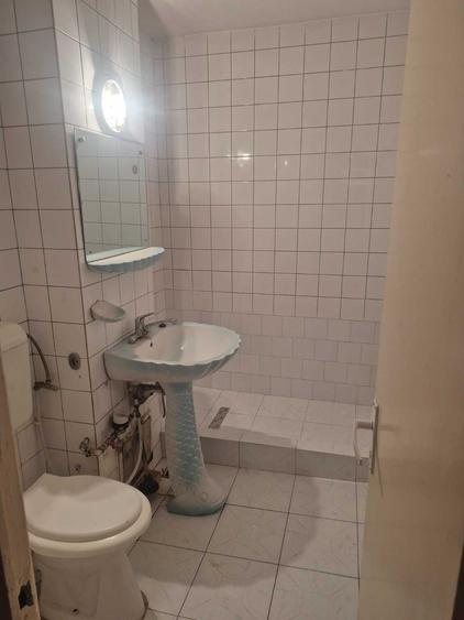Apartament cu 3 camere decomandat în Micălaca