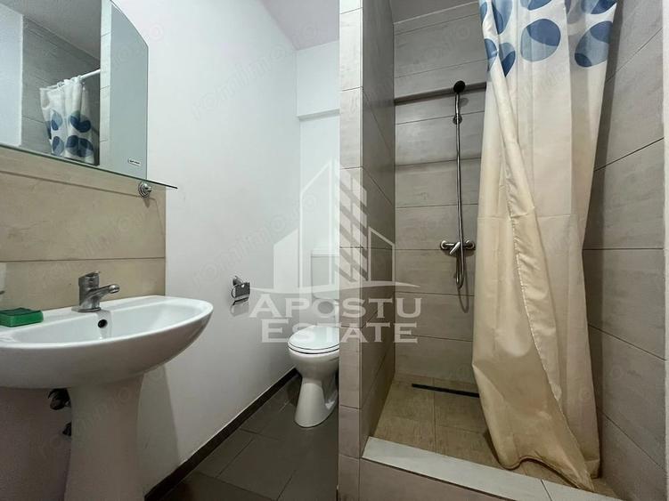 Casă cu 4 camere cu Teren 320 Mp în Aradul Nou