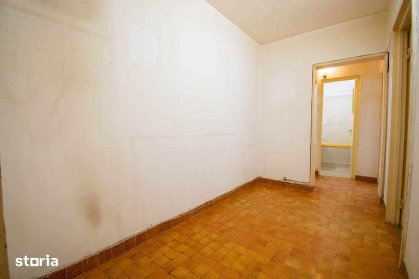 Apartament cu 3 camere decomandat în Pantelimon