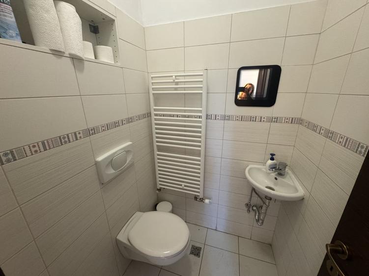 Duplex cu 5 camere cu Canalizare în Băneasa