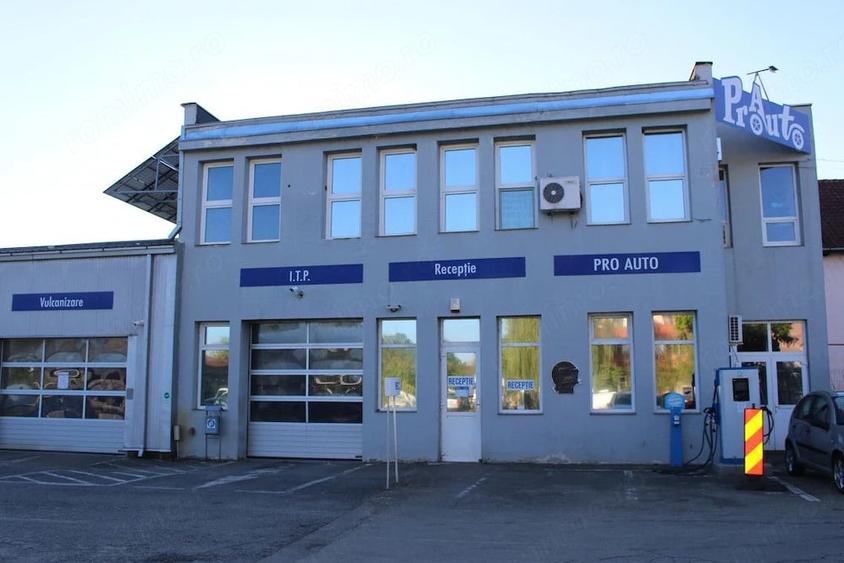 Spațiu comercial, de 1,700 mp, în Central