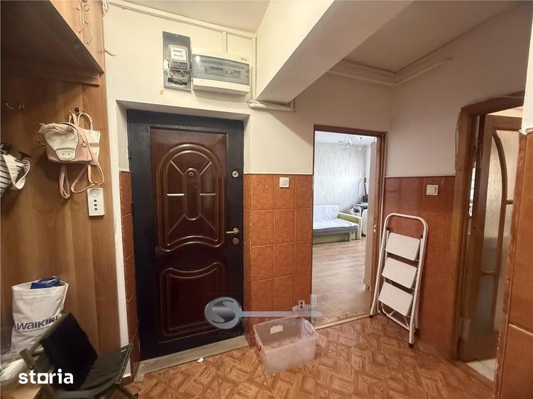 Apartament cu 2 camere decomandat în Galata