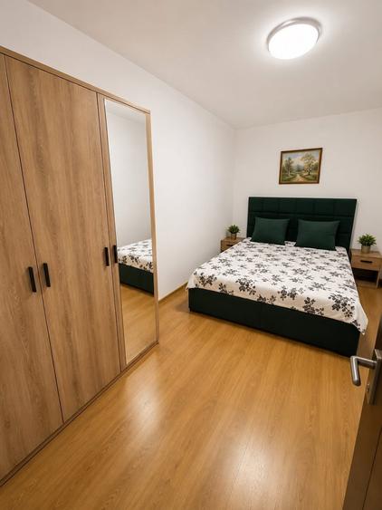 Apartament cu 3 camere semidecomandat, mobilat în Tomis Nord
