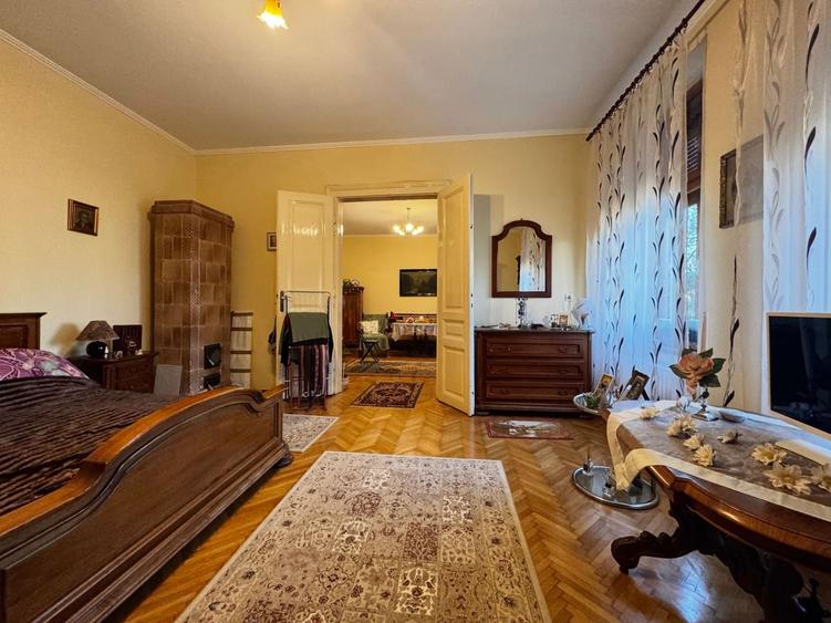 Apartament cu 2 camere decomandat, mobilat în Central