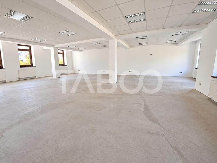 Birou, de 130 mp, în Central