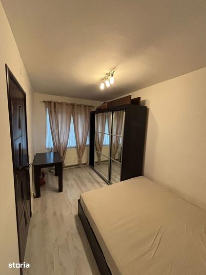 Apartament cu 2 camere nedecomandat, mobilat în Vasile Aaron