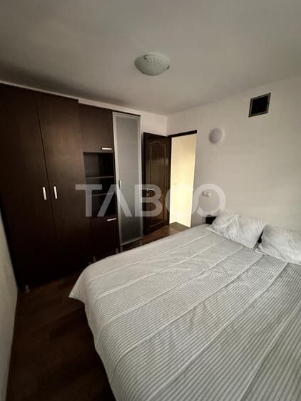 Apartament cu 5 camere semidecomandat, mobilat în Lazaret