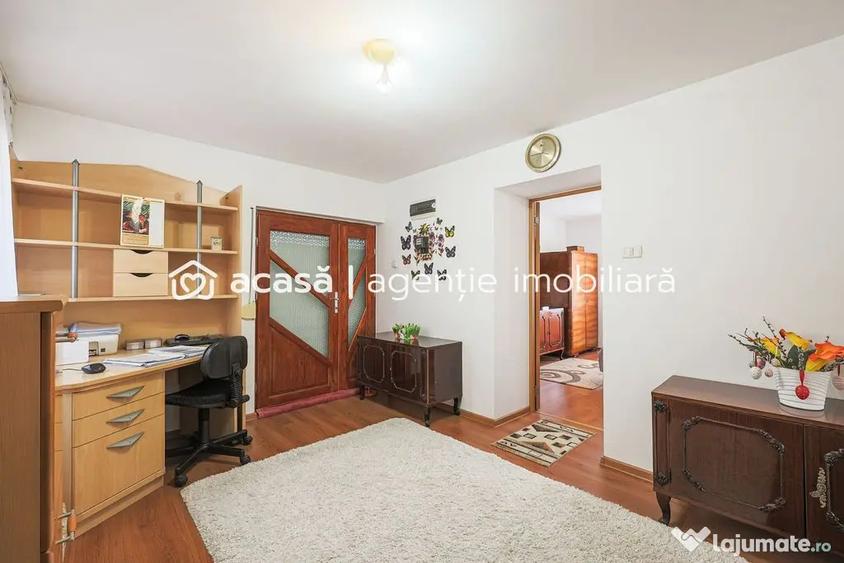Casă cu 4 camere cu Canalizare în Turnu
