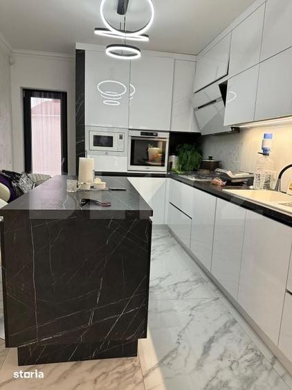 Casă cu 6 camere cu Teren 560 Mp în Malu Mare