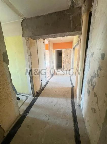 Apartament cu 4 camere decomandat în Dorobanților