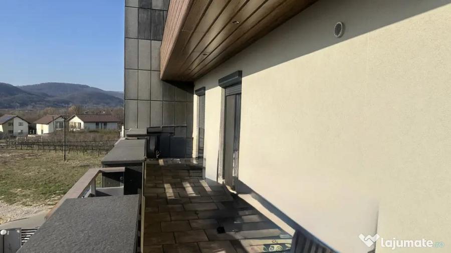 Apartament cu 3 camere decomandat în Tăuții-Măgherăuș