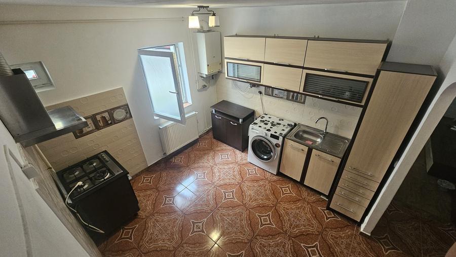 Apartament cu 2 camere semidecomandat în Central