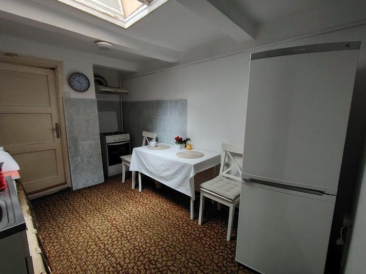Apartament cu 2 camere nedecomandat în Ultracentral