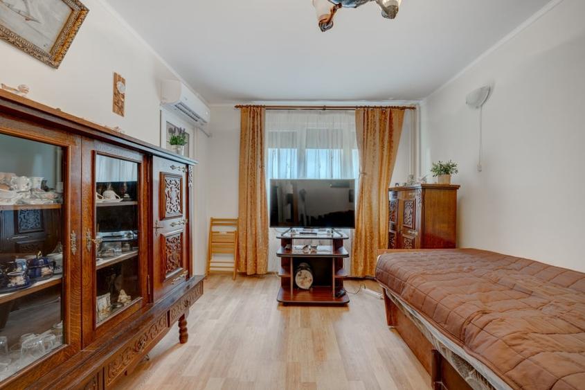 Apartament cu 2 camere semidecomandat, mobilat în Titan