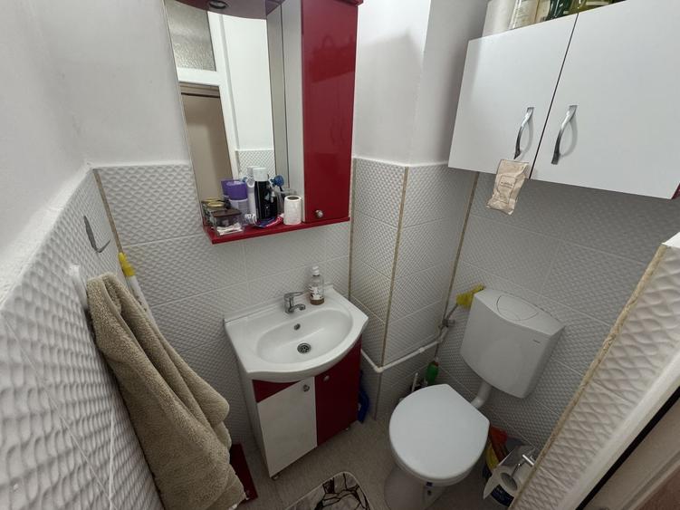 Apartament cu 3 camere decomandat, mobilat în Inel II