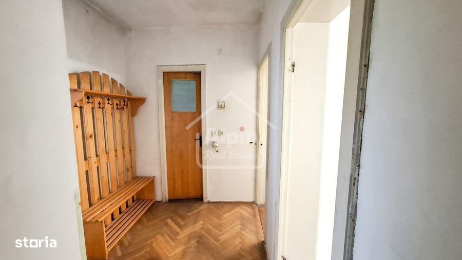 Apartament cu 3 camere decomandat în Blumăna