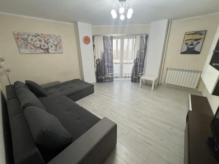 Apartament cu 2 camere decomandat în Panduri