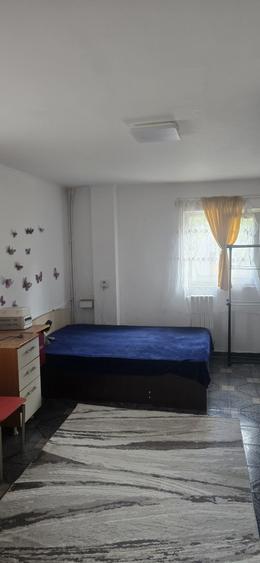 Garsonieră decomandată în Exterior Vest