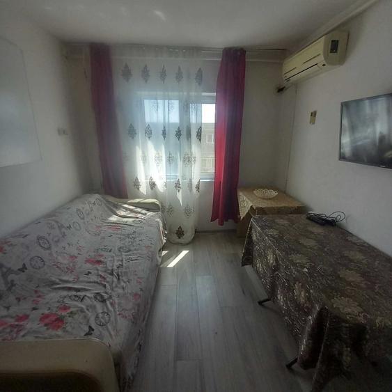 Apartament cu 2 camere semidecomandat în Micro 11