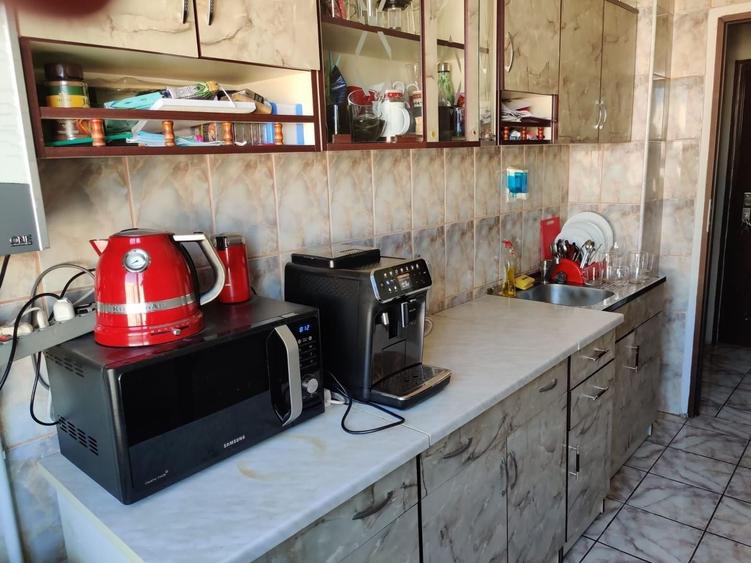 Apartament cu 2 camere decomandat, mobilat în Păcii