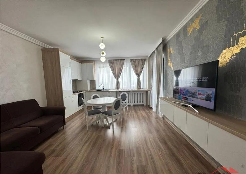 Apartament cu 2 camere decomandat în Central
