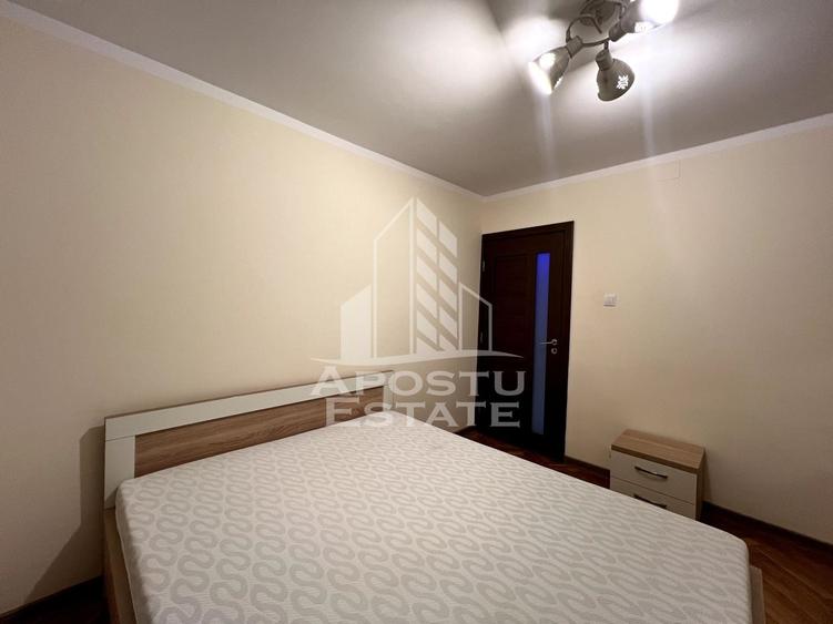 Apartament cu 4 camere decomandat, mobilat în Olimpia-Stadion